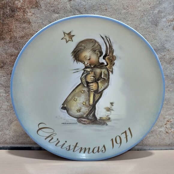 Schmid Hummel Christmas 1971 Decorative Wall Hanging Plate - Picture 1 of 10